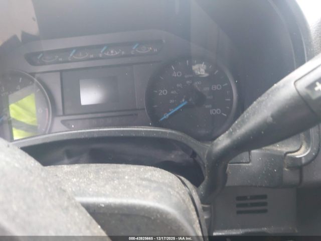 Ford F-250 Xl Image 12