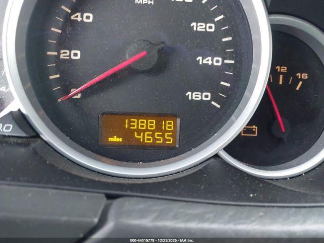 Porsche Cayenne Image 11