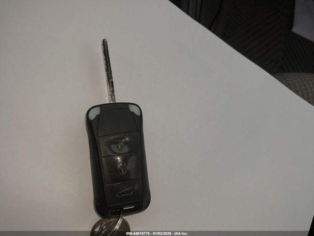 Porsche Cayenne Image 3