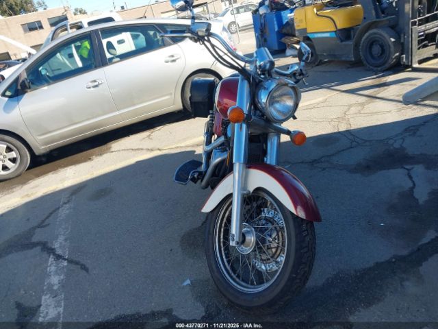 Honda Vt750 Cd2 Image 3