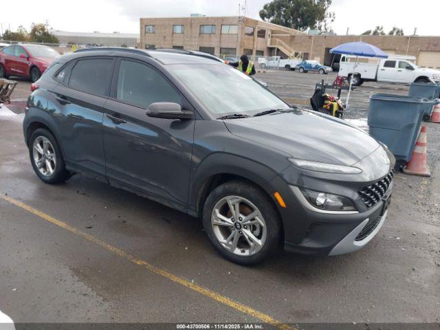  Salvage Hyundai KONA