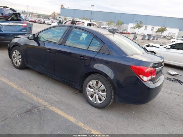 Chevrolet Cruze Ls Auto Image 13