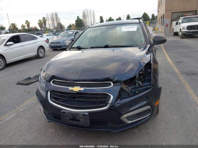 Chevrolet Cruze Ls Auto Image 7