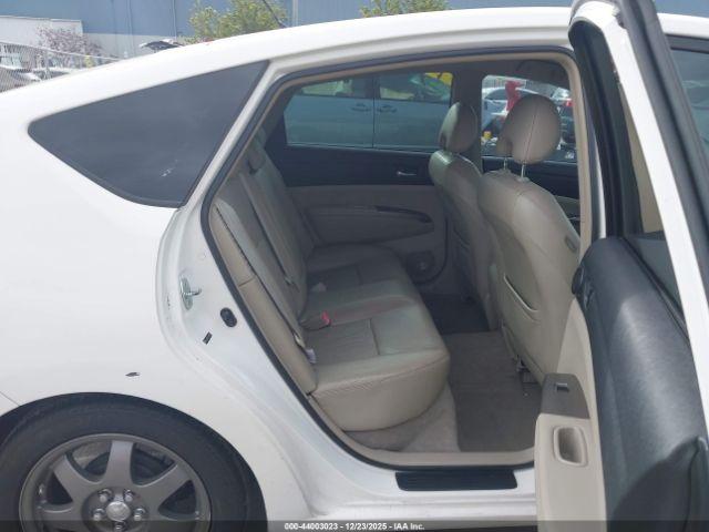 Toyota Prius Touring Image 11