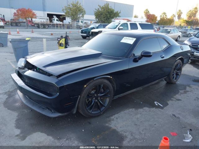 Dodge Challenger Image 6