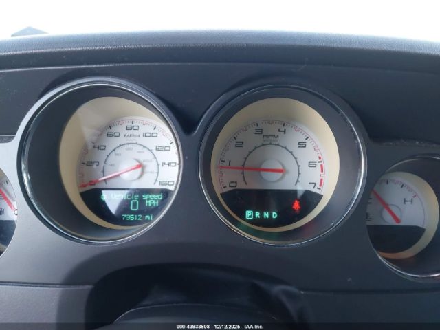 Dodge Challenger Image 12