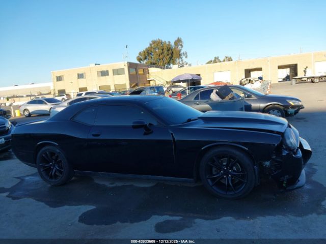 Dodge Challenger Image 13