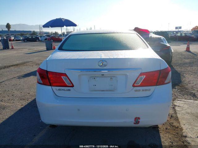 Lexus Es Image 16