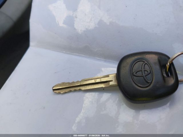 Toyota Corolla Le Image 13