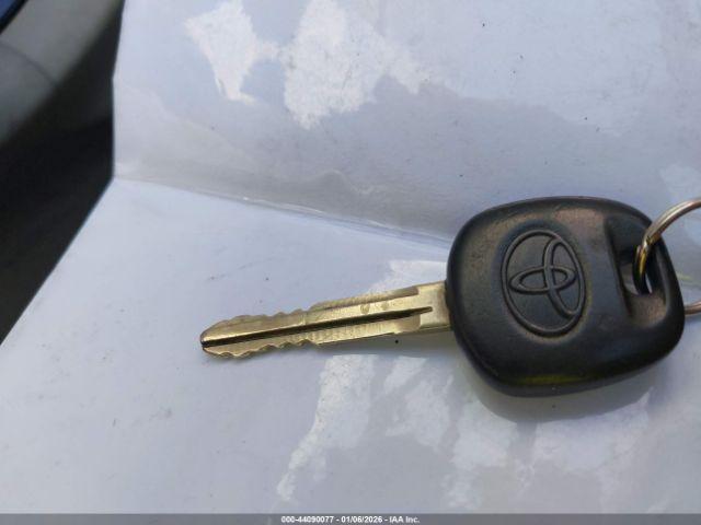 Toyota Corolla Le Image 13