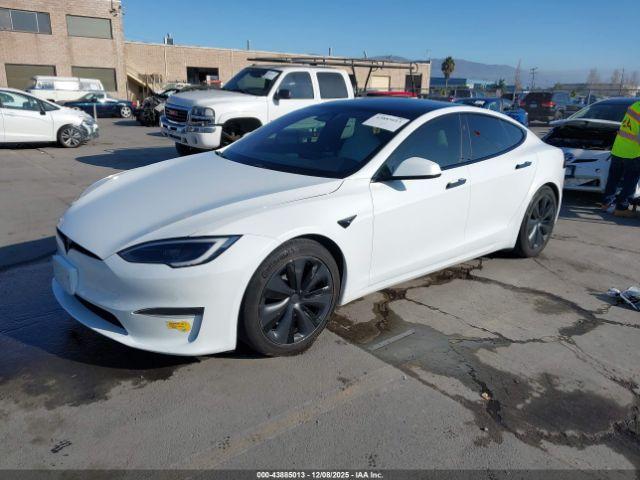 Tesla Model S Dual Motor All-wheel Drive Image 2