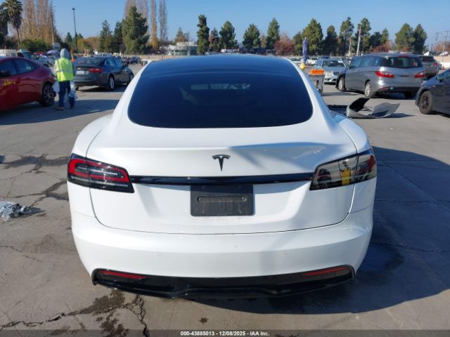 Tesla Model S Dual Motor All-wheel Drive Image 16