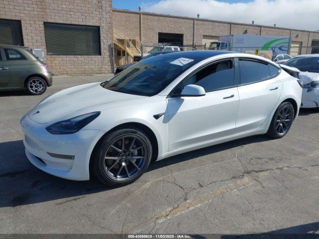 Tesla Model 3 Rear-wheel Drive Image 3