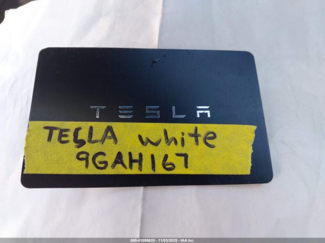 Tesla Model 3 Rear-wheel Drive Image 15