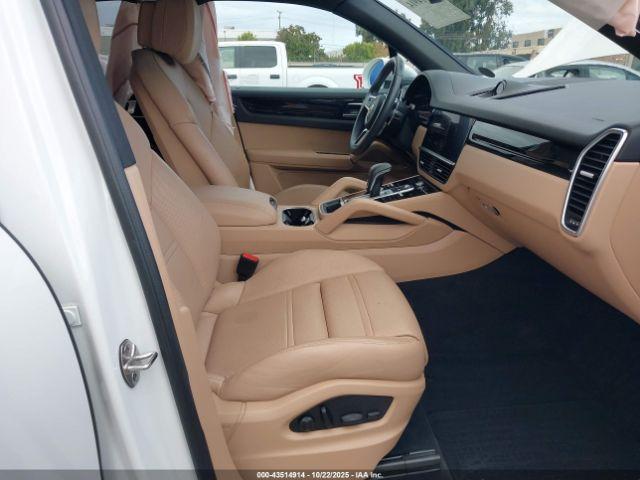 Porsche Cayenne Platinum Edition Image 13