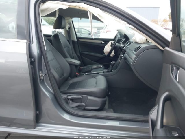 Volkswagen Passat 2.5l Se Image 3