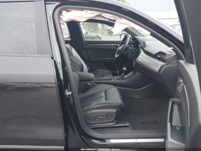 Audi Q3 Premium Plus 45 Tfsi S Line Quattro Tiptronic Image 8