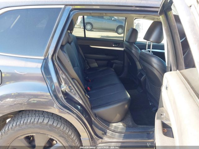 Subaru Outback 2.5i Premium Image 13