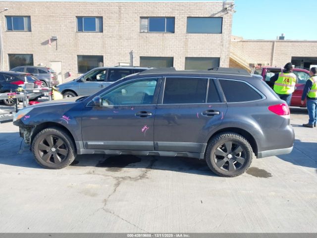 Subaru Outback 2.5i Premium Image 14