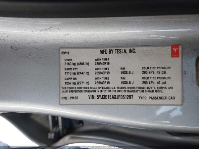 Tesla Model 3 Image 15