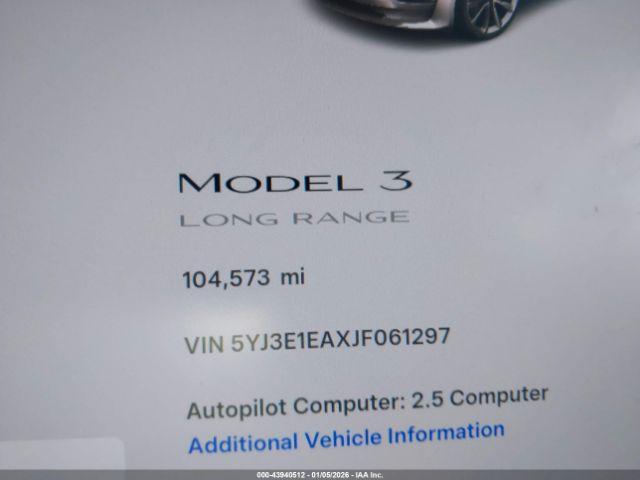 Tesla Model 3 Image 4