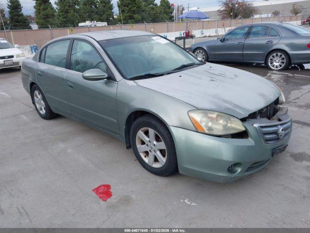  Salvage Nissan Altima
