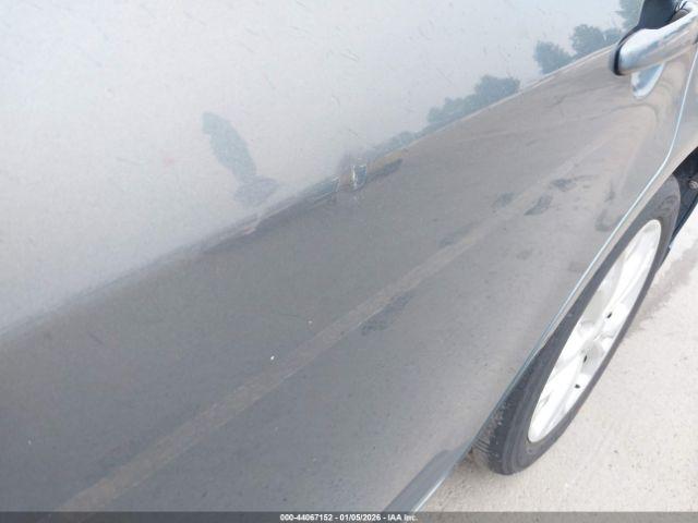 Ford Fusion Se Image 8