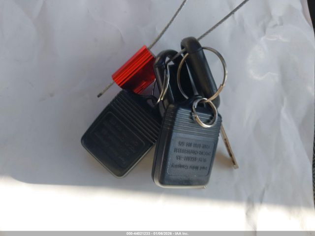 Ford Explorer Image 13