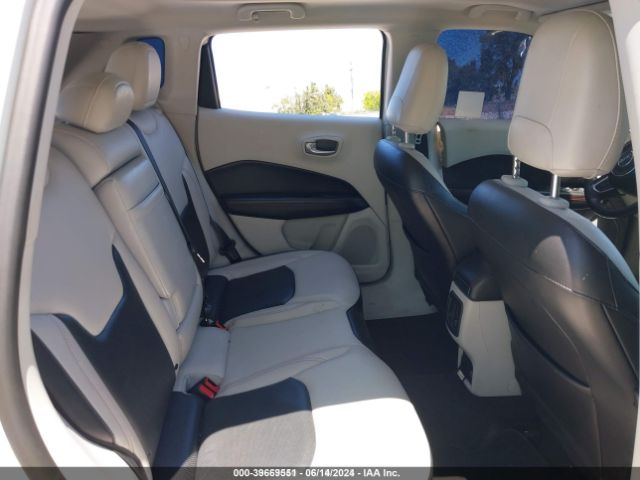 Jeep Compass Limited 4x4 Image 6