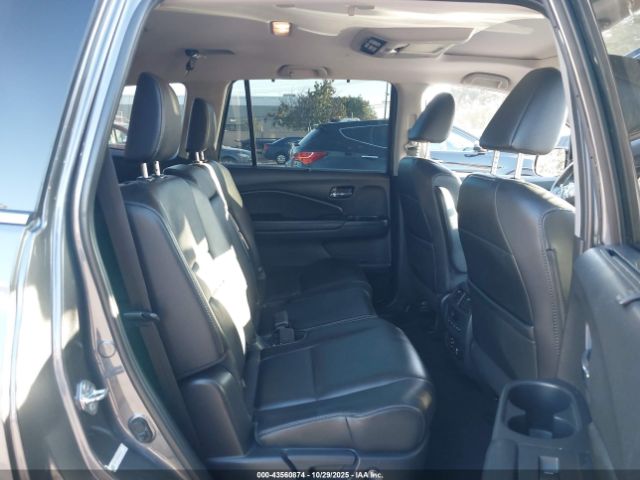 Honda Pilot Touring Image 16