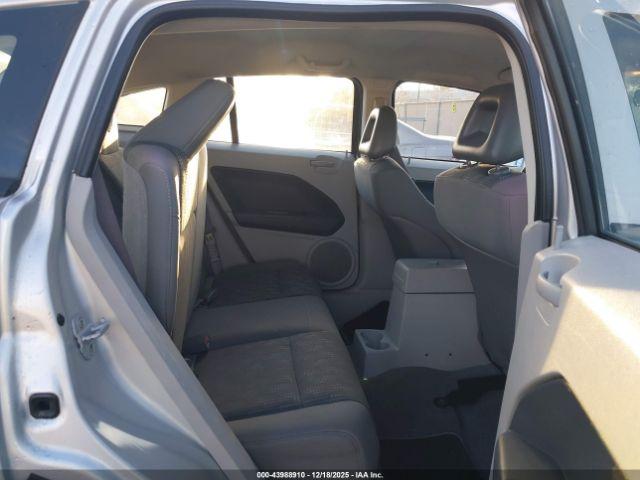Dodge Caliber Sxt Image 7