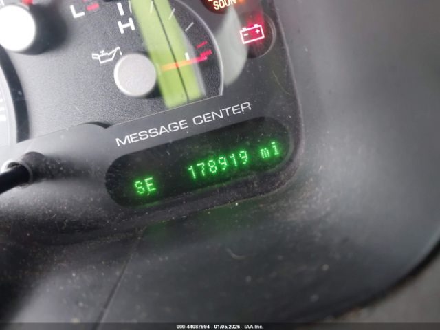 Ford Explorer Image 9