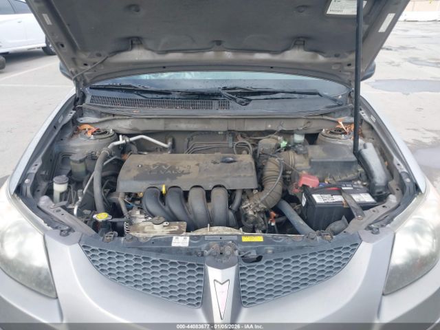 Pontiac Vibe Image 11