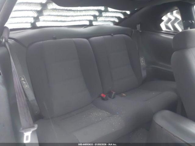 Ford Mustang Image 7