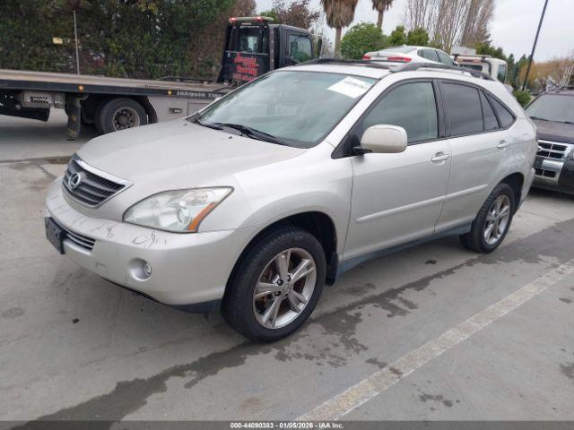 Lexus RX Image 10