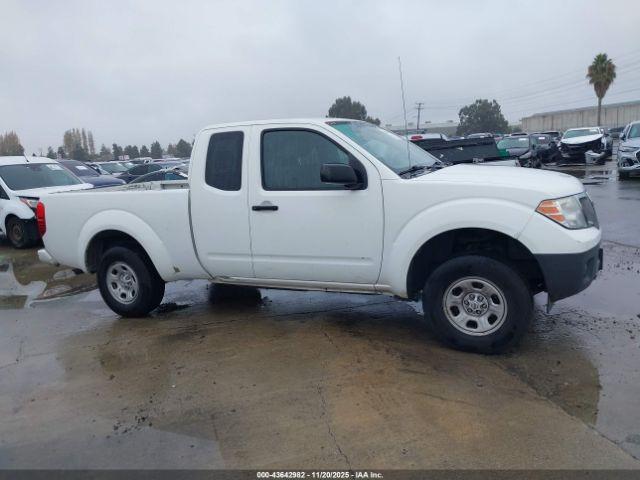 Nissan Frontier S Image 5