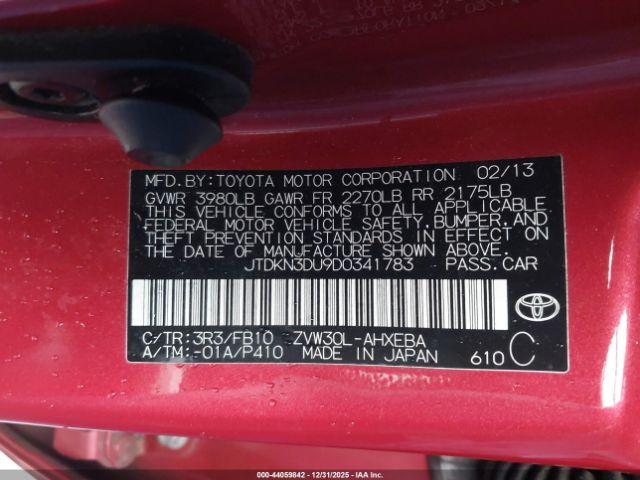 Toyota Prius Three Image 10