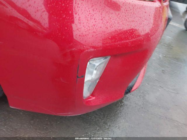 Toyota Prius Three Image 16