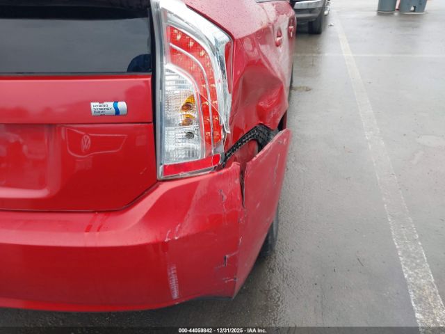 Toyota Prius Three Image 2