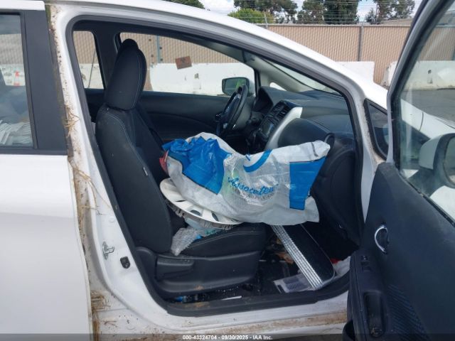 Nissan Versa Sv Image 5