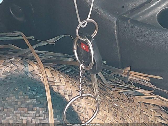 Nissan Versa Sv Image 11