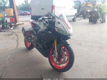  Salvage Aprilia Rs