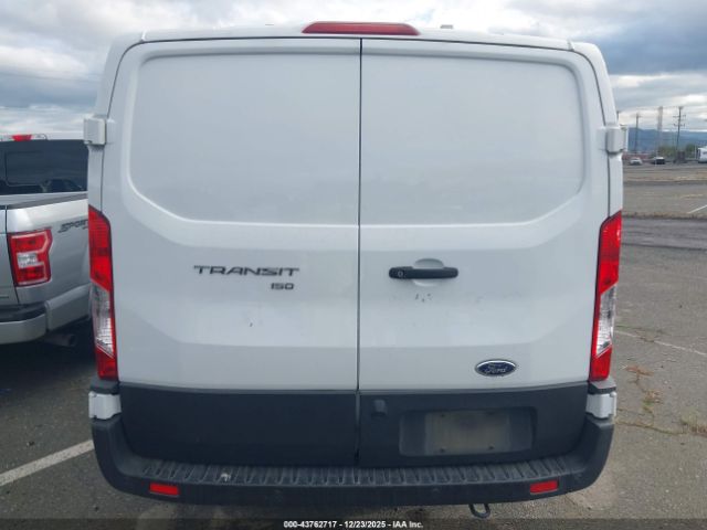 Ford Transit Image 14