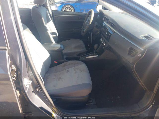 Toyota Corolla L Image 6