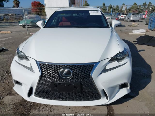 Lexus Is Image 10
