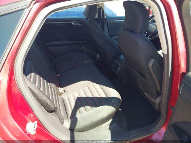 Ford Fusion Se Image 5