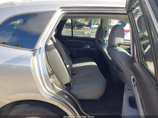 Hyundai SANTA FE Gls Image 10