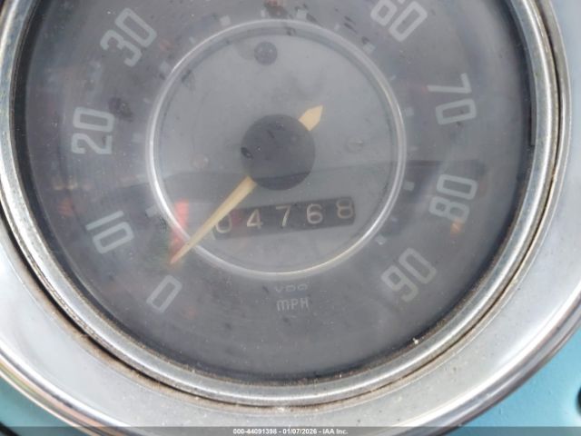 Volkswagen Cabrio Image 16