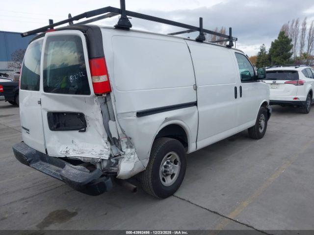 Chevrolet Express Work Van Image 6