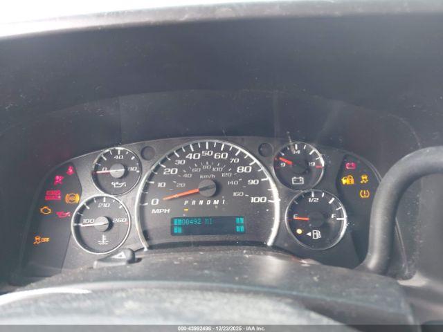 Chevrolet Express Work Van Image 15